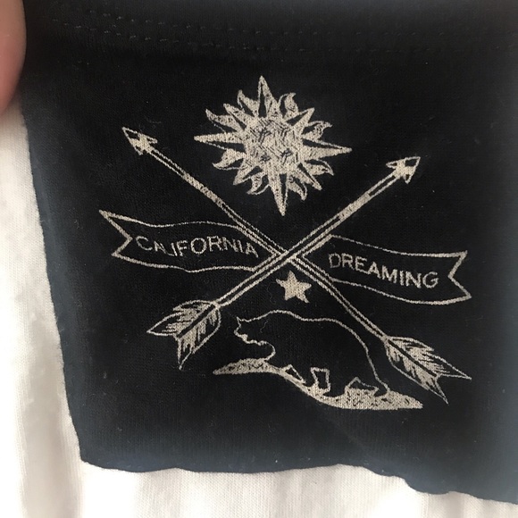 t shirt - Picture 2 of 2